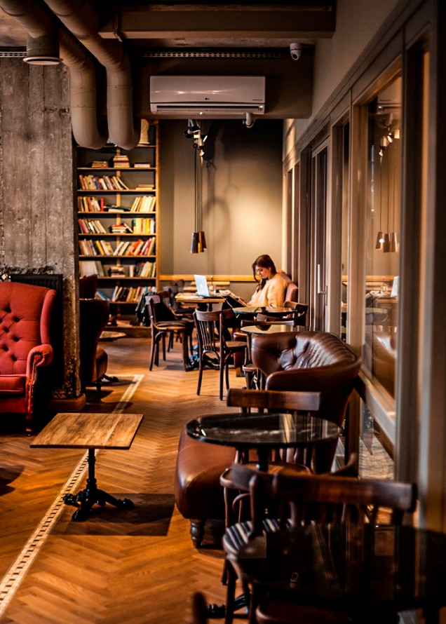 Coworking w Green Caffe Nero Aranżacje hoteli, restauracji, biur