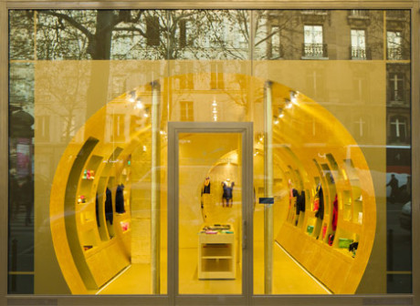 Atelier du Pont, butik Stelli Cadente w Paryżu, złote wnętrze