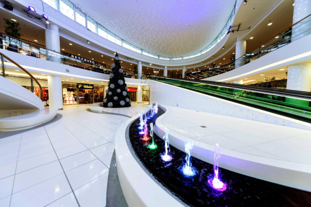 aranzacja wnętrz centrum handlowego