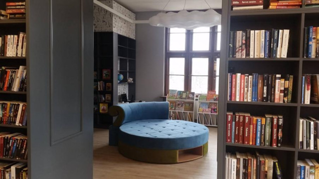 biblioteka na dworcu we Wrocławiu