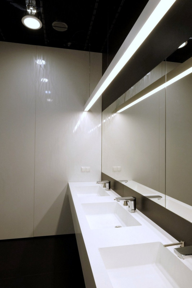 Preludium salon, lotnisko Chopina,