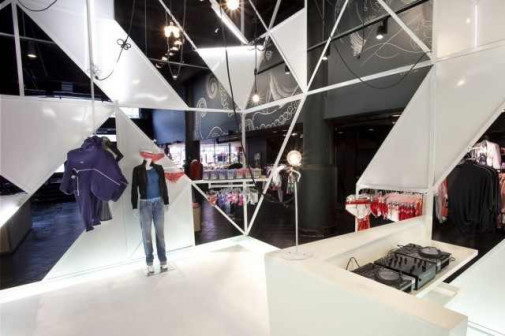 Sid Lee Architecture, butik Styleexchange w Montrealu, styl industrialny