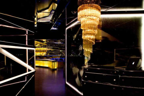 Mr. Important, Alegra, restauracja w Burj Khalifa w Dubaju, wnętrza glamour