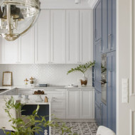 Biele i niebieskości, czyli mieszkanie w stylu Hamptons